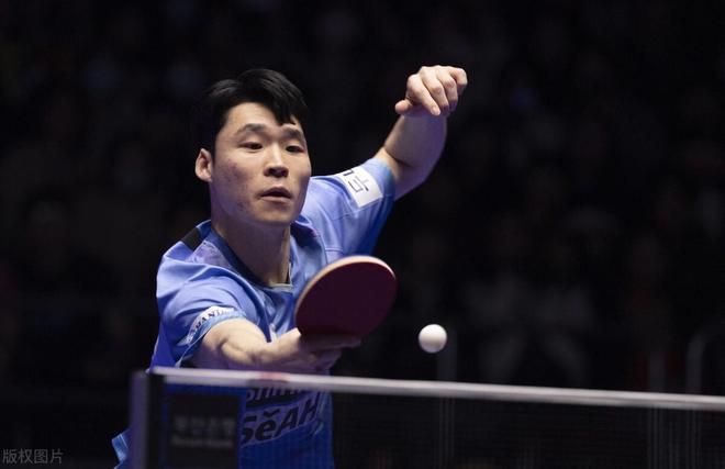 须在中场形 须在中场形